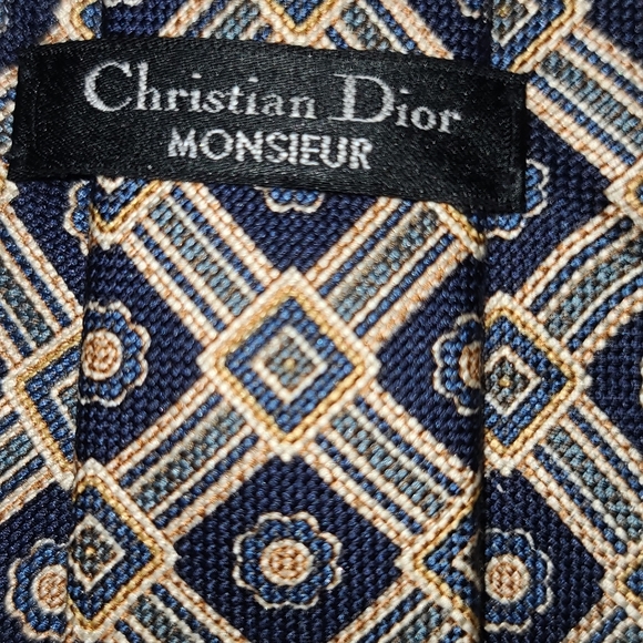 Authentic christian dior necktie - Picture 6 of 7